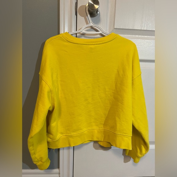 Levi’s Wide Fit Crewneck - Picture 2 of 3